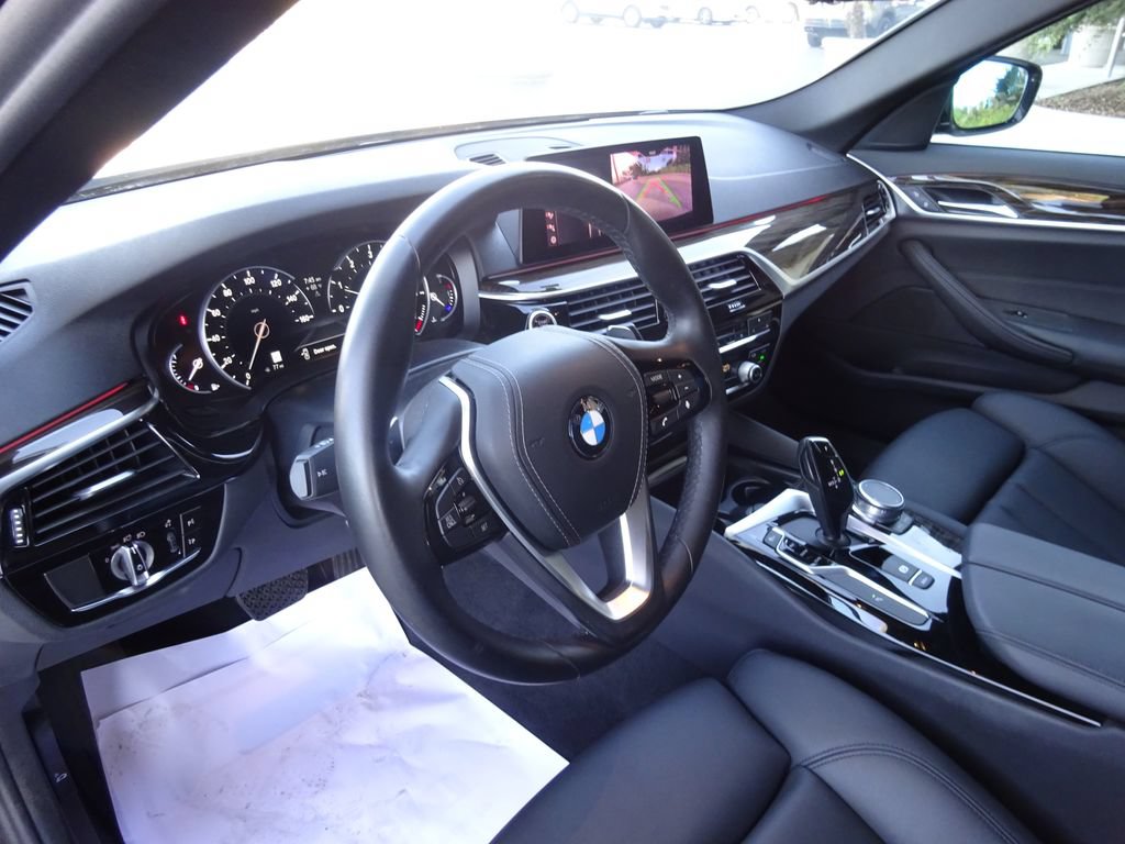 Used 2019 BMW 530i RWD image 12