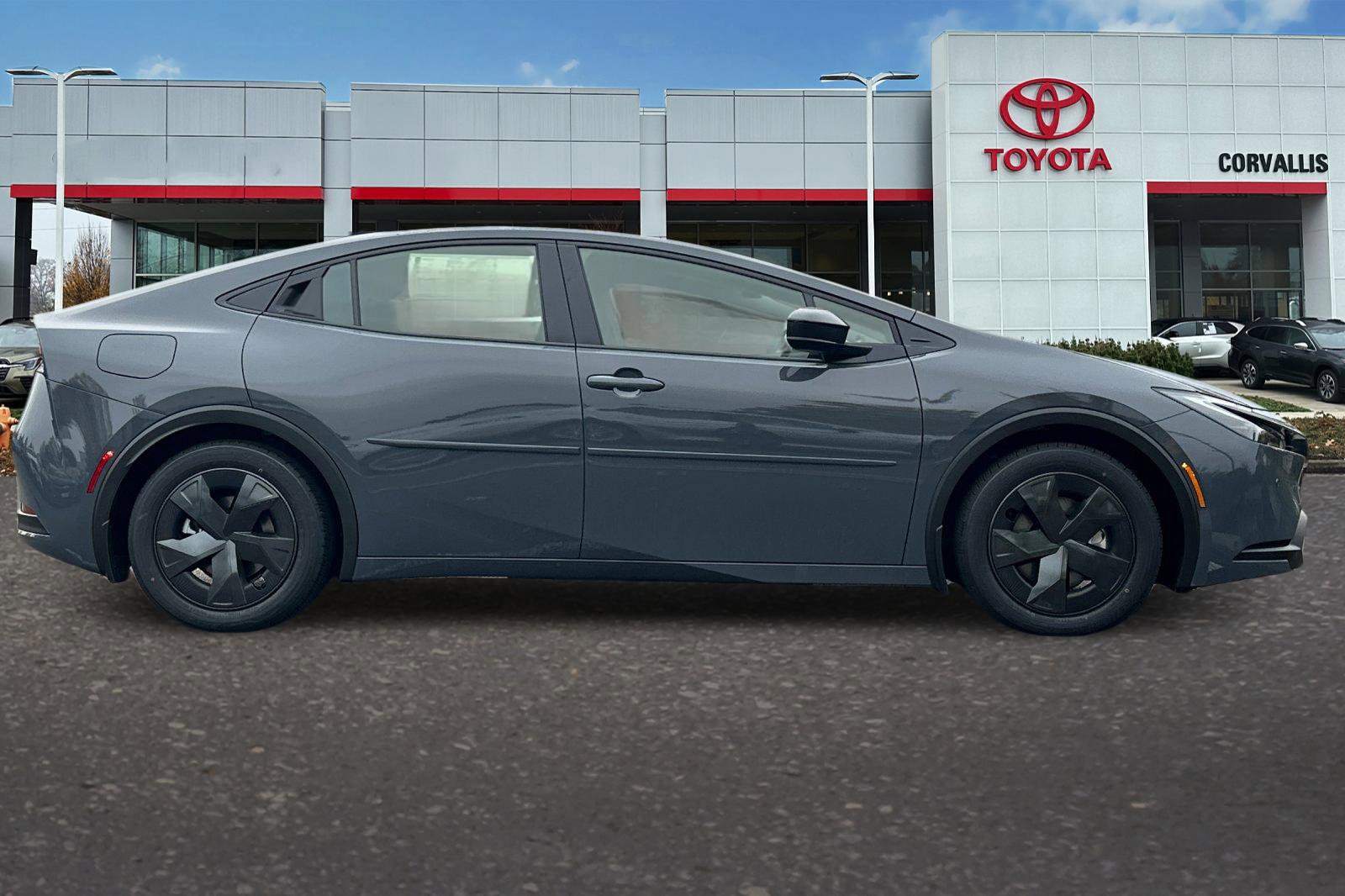 New 2026 Toyota Prius Plug-In Hybrid image 4