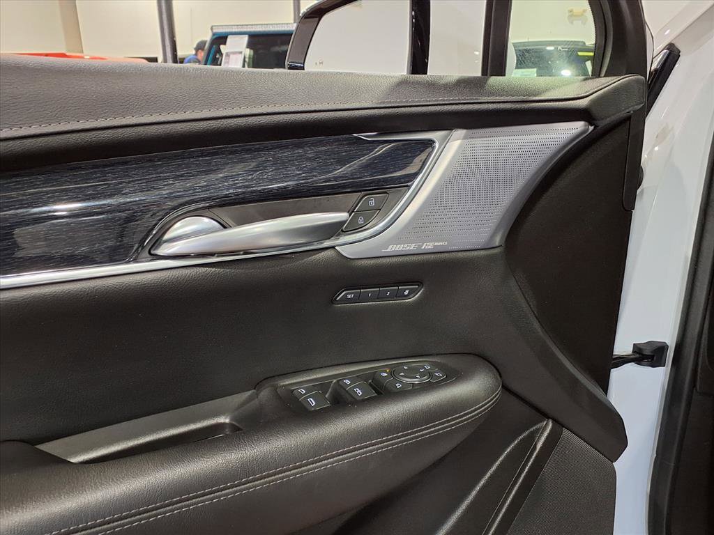 Used 2023 Cadillac XT5 Premium Luxury image 16