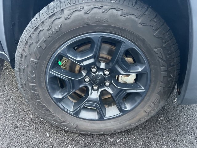 Used 2021 Jeep Cherokee Trailhawk w/ Sun, Sound & Nav Group image 40