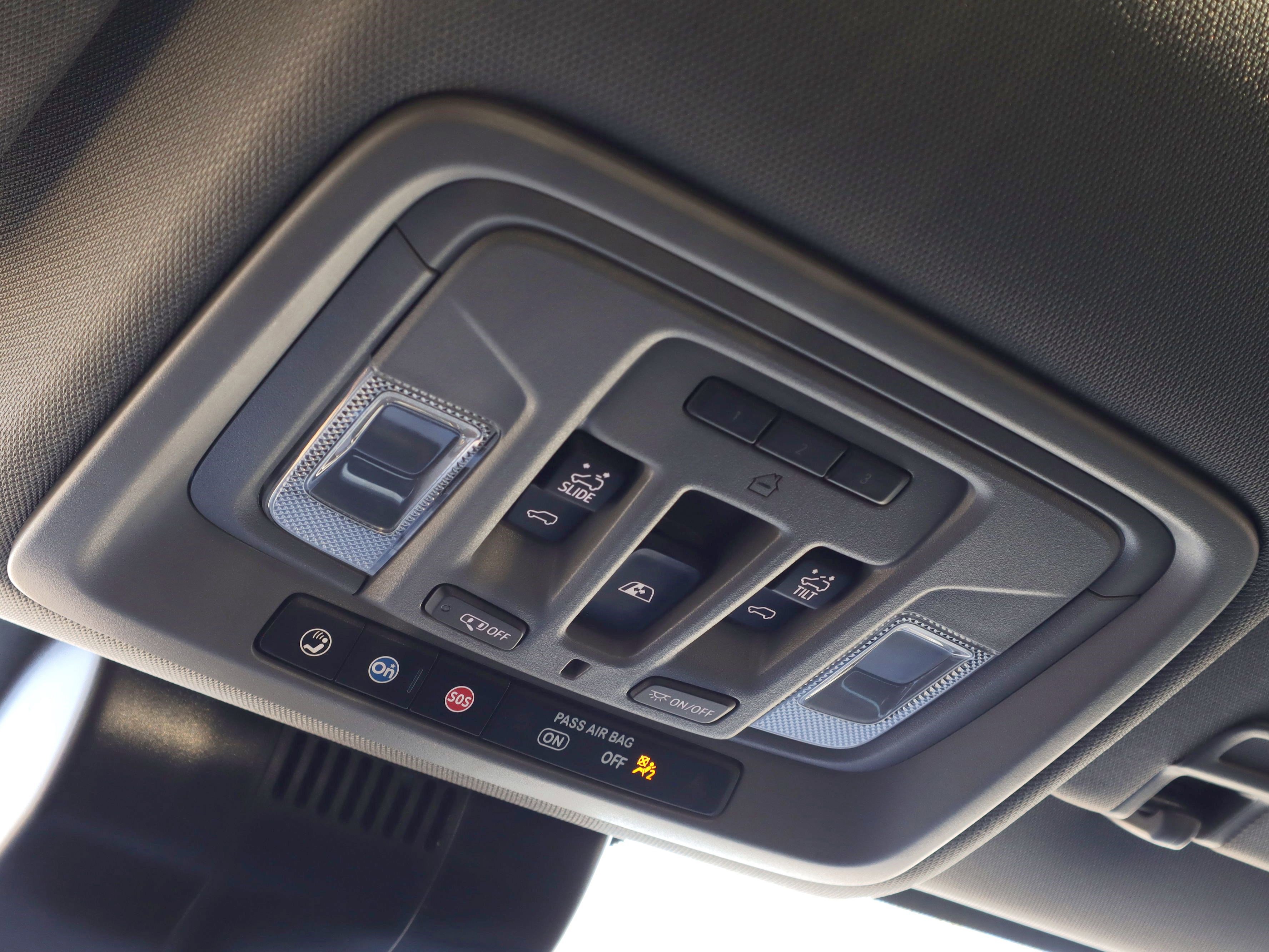 Used 2024 GMC Sierra 1500 Elevation w/ Elevation Premium Package image 26