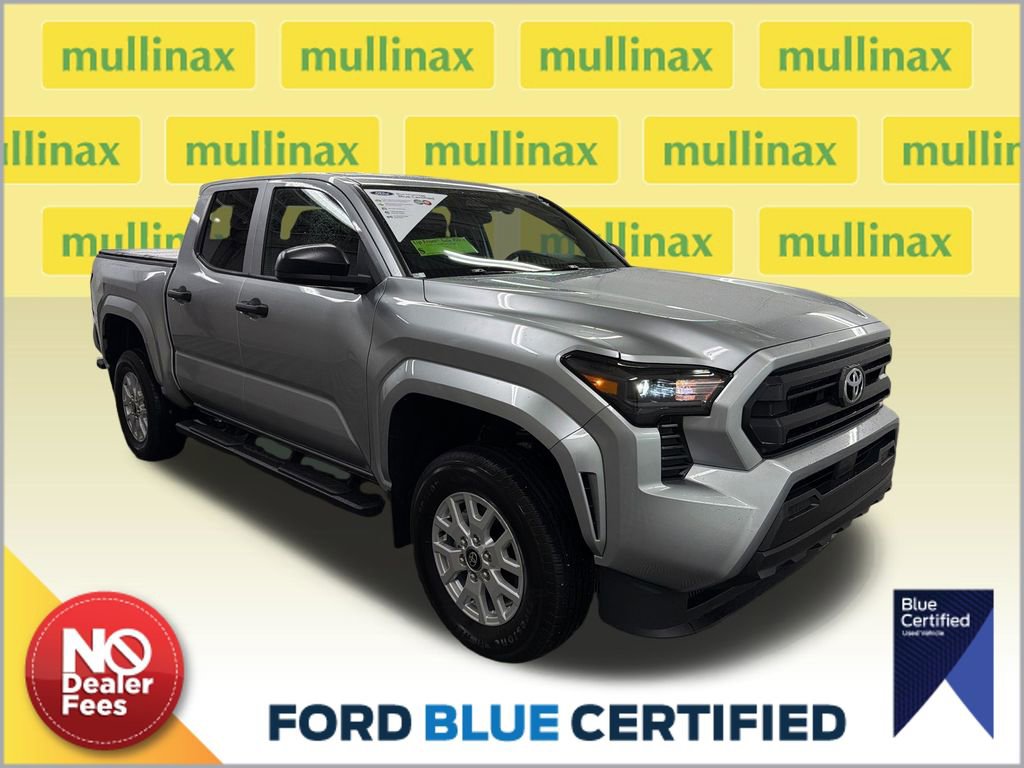 Used 2025 Toyota Tacoma SR RWD image 1