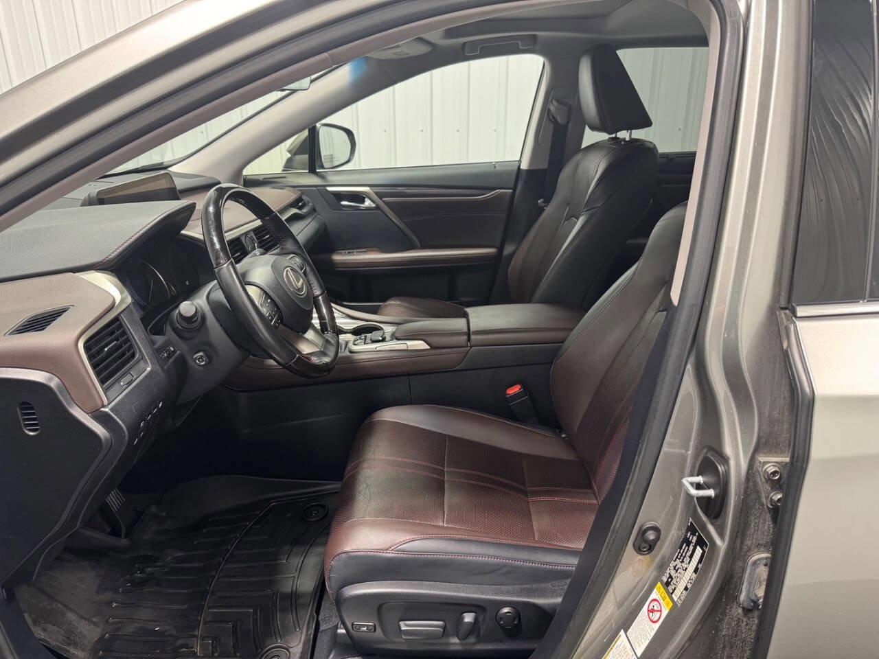 Used 2018 Lexus RX 450hL Luxury w/ Accessory Package image 7