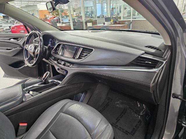 Used 2019 Buick Enclave Essence FWD image 12