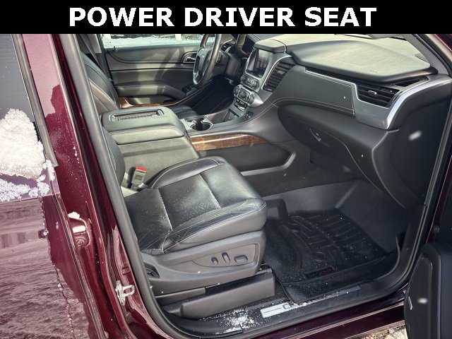 Used 2017 Chevrolet Suburban LT w/ Luxury Package image 34