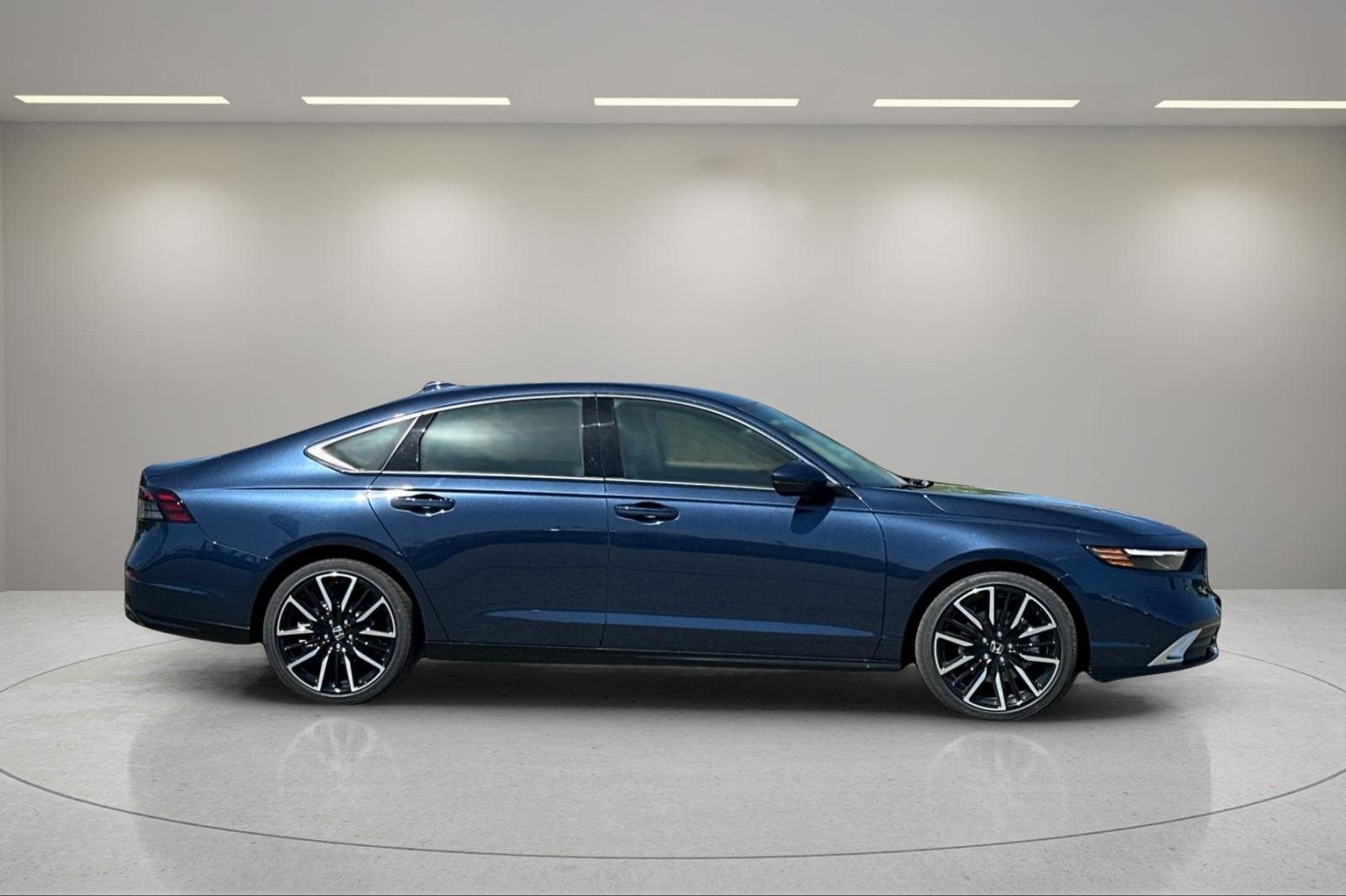 New 2026 Honda Accord Touring image 2