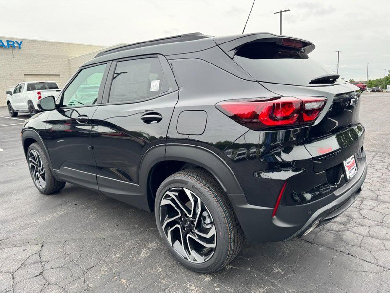 New 2026 Chevrolet TrailBlazer RS w/ Driver Confidence Package FWD image 5