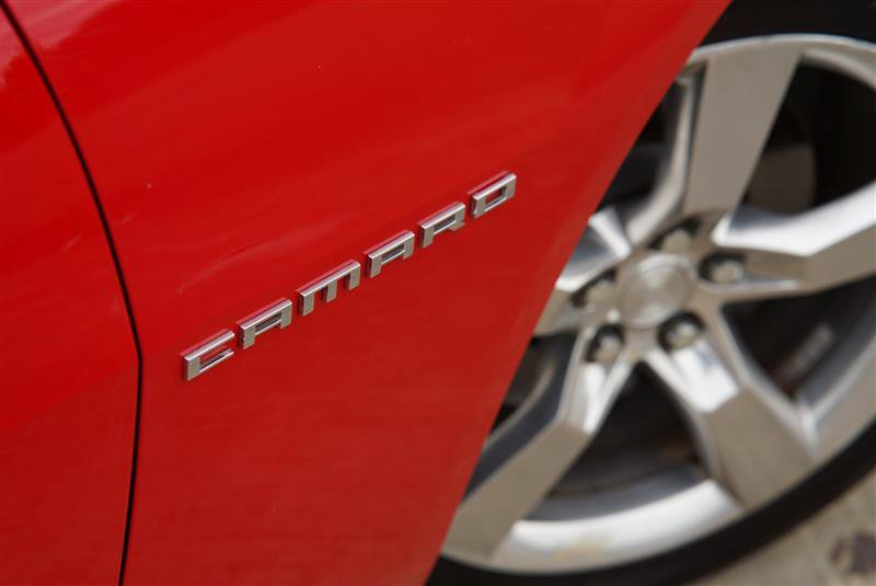 Used 2015 Chevrolet Camaro SS w/ RS Package RWD image 21