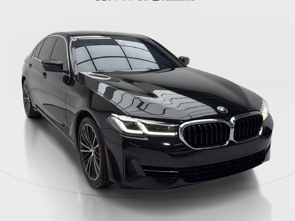 Used 2023 BMW 530i w/ Premium Package RWD image 3