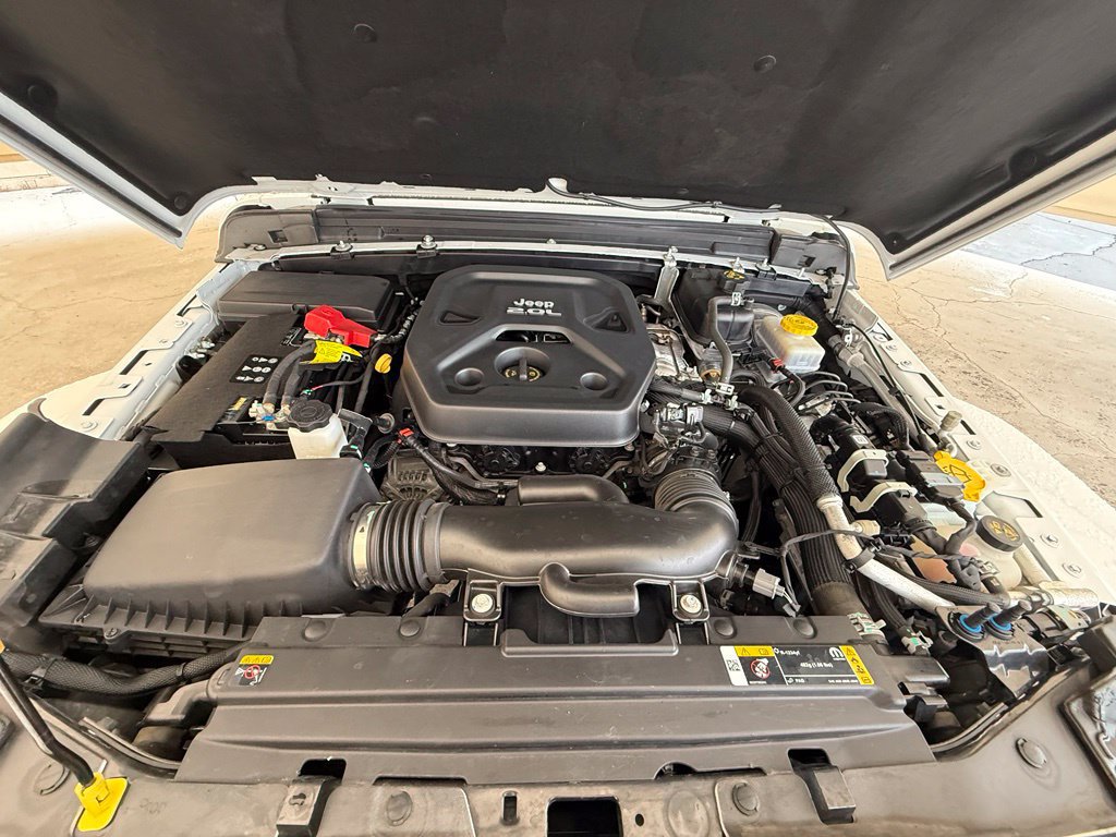Used 2023 Jeep Wrangler Unlimited Sahara AWD/4WD image 48