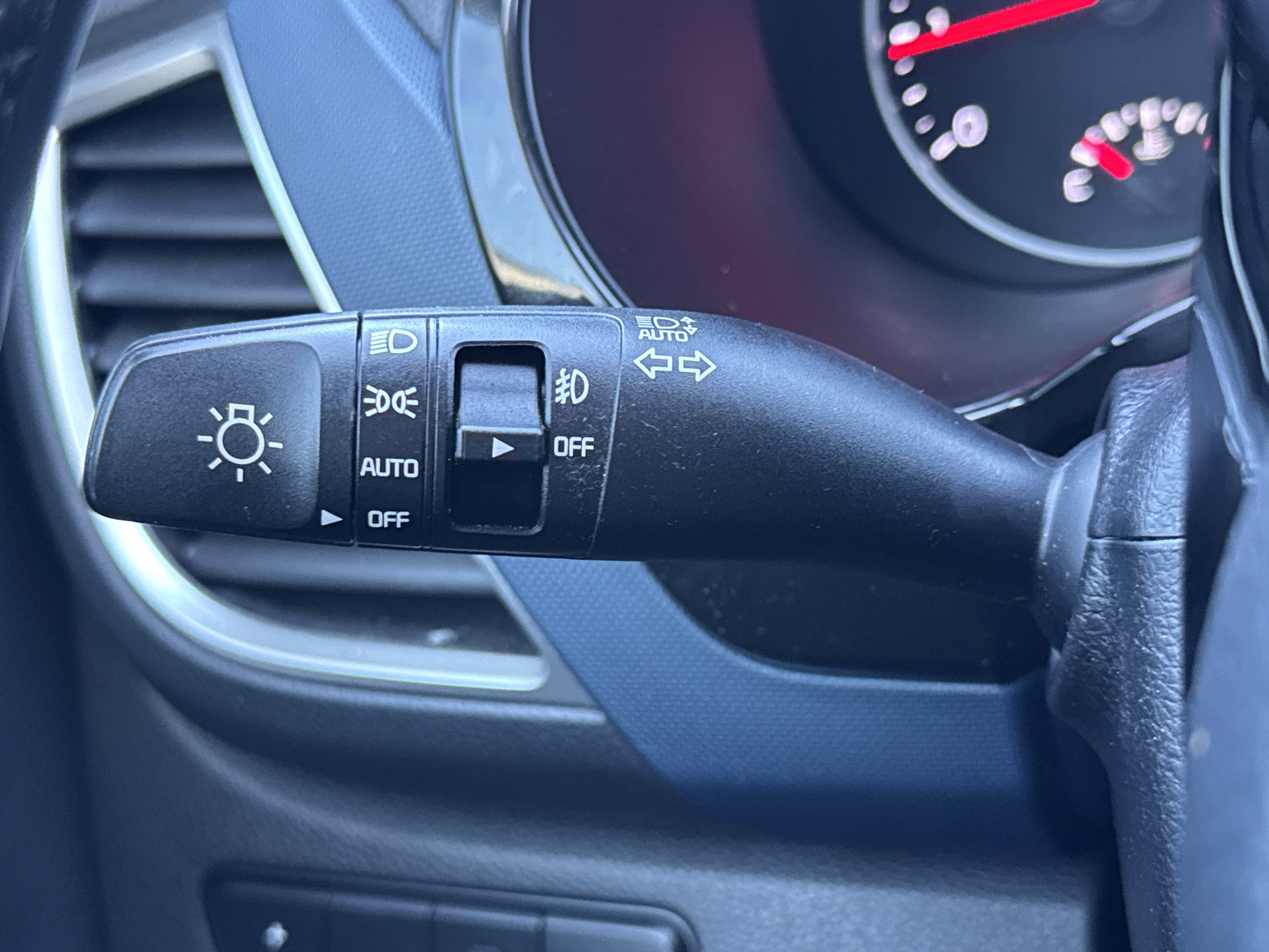 Used 2023 Kia Seltos S image 14