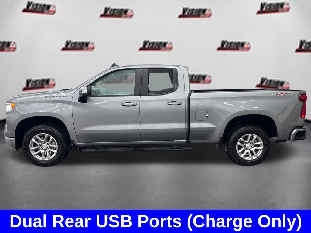 Used 2024 Chevrolet Silverado 1500 LT AWD/4WD image 9