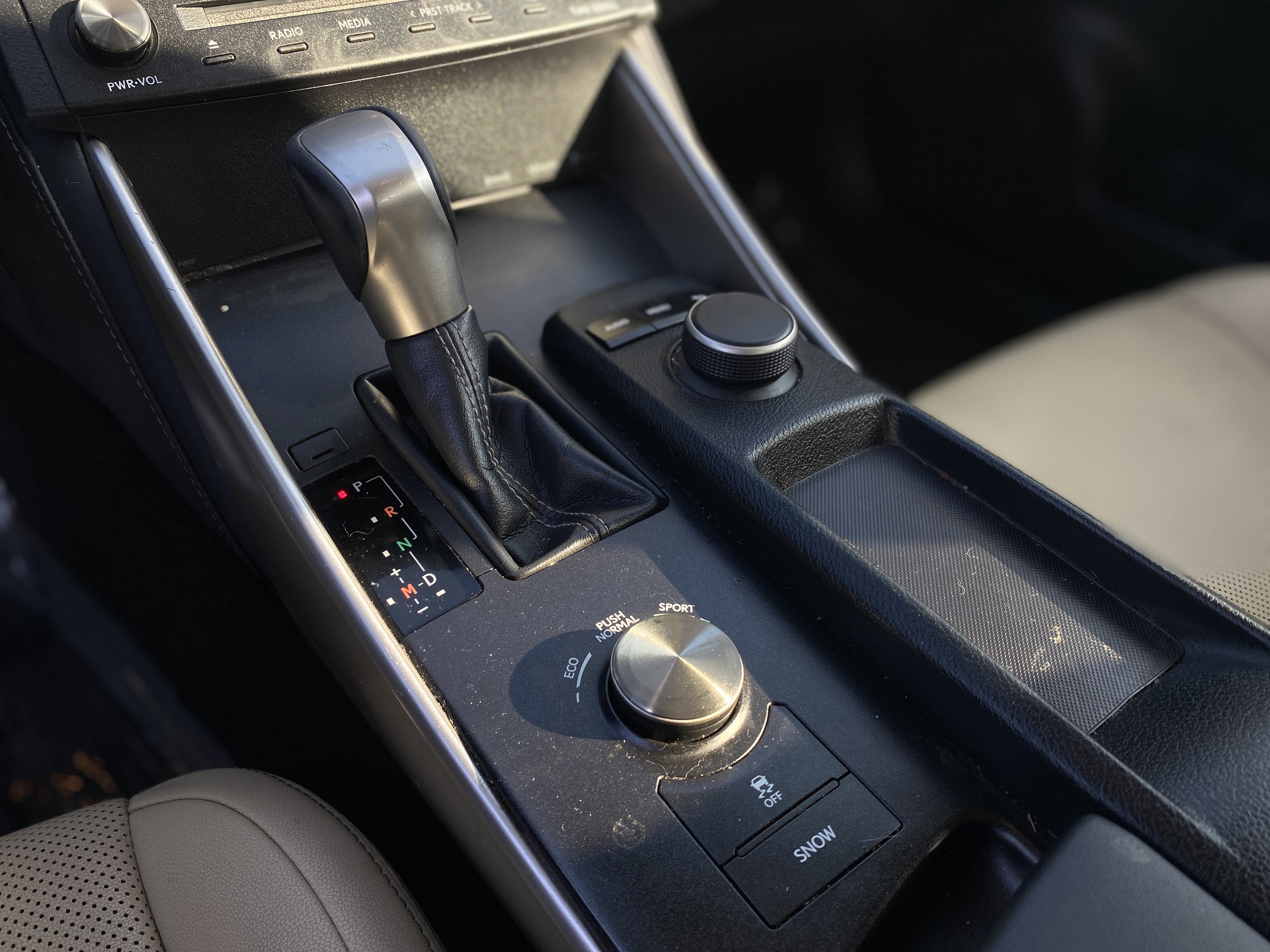 Used 2016 Lexus IS 200t image 13