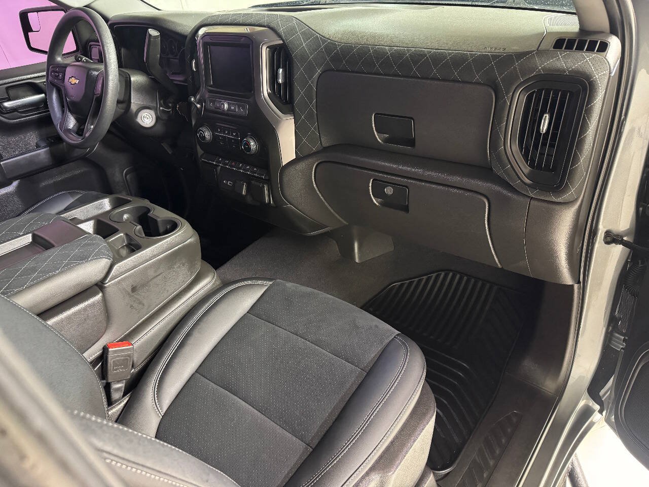 Used 2021 Chevrolet Silverado 1500 Custom w/ LPO, Dark Essentials Package RWD image 44