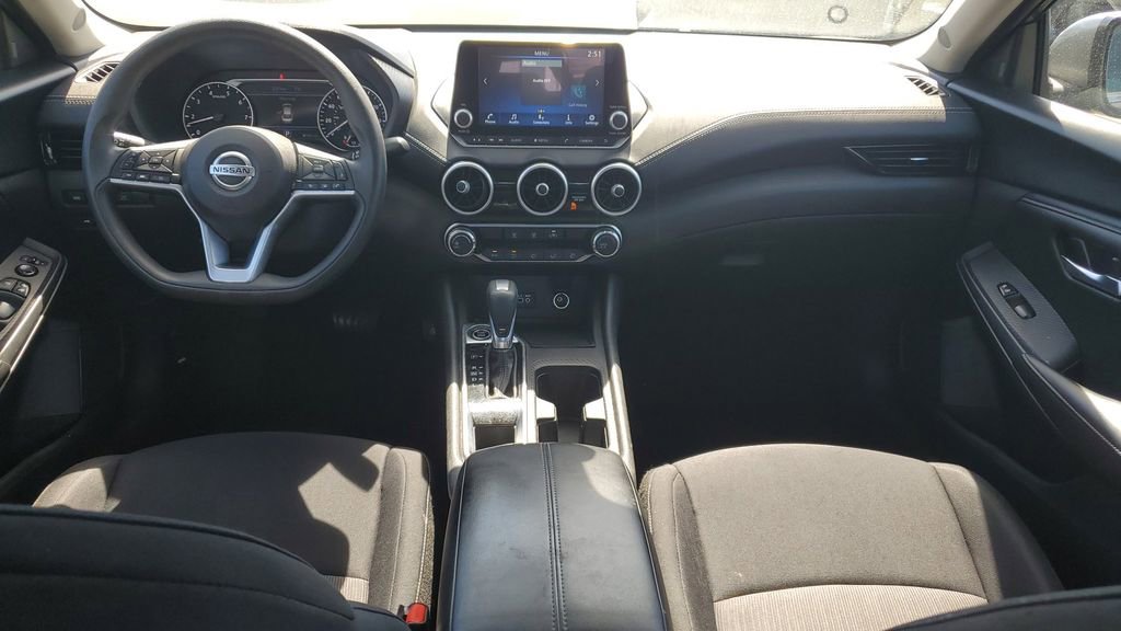 Used 2023 Nissan Sentra SV FWD image 11