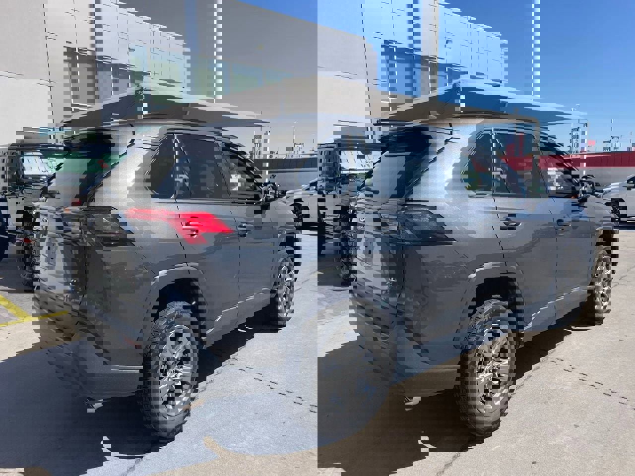 Used 2024 Toyota RAV4 XLE image 2