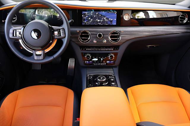 Certified 2024 Rolls-Royce Spectre w/ Leather Finishing Pack AWD/4WD image 4
