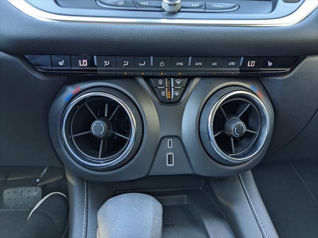 Used 2025 Chevrolet Blazer LT w/ Convenience Package FWD image 7
