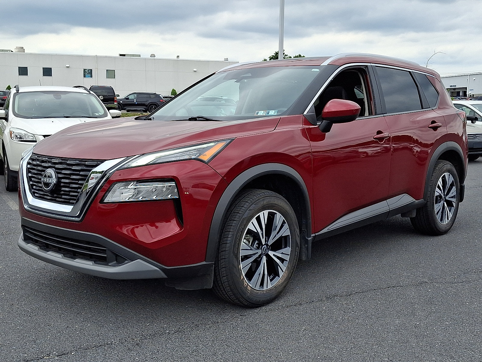 Used 2023 Nissan Rogue SV w/ SV Premium B Package AWD/4WD image 4