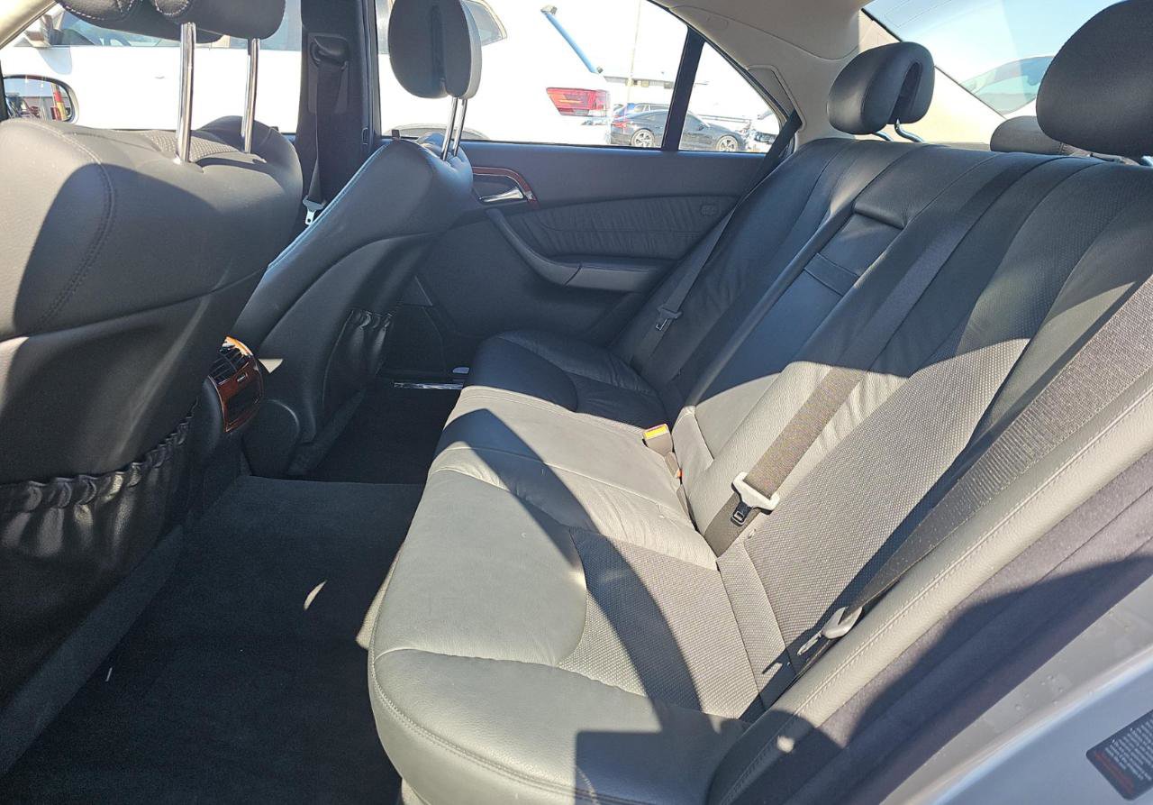 Used 2006 Mercedes-Benz S 430 4MATIC image 14