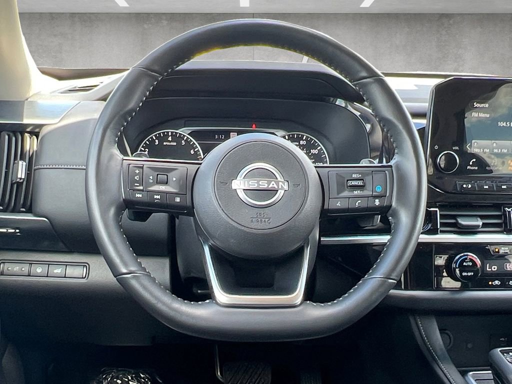 Certified 2025 Nissan Pathfinder SL FWD image 21