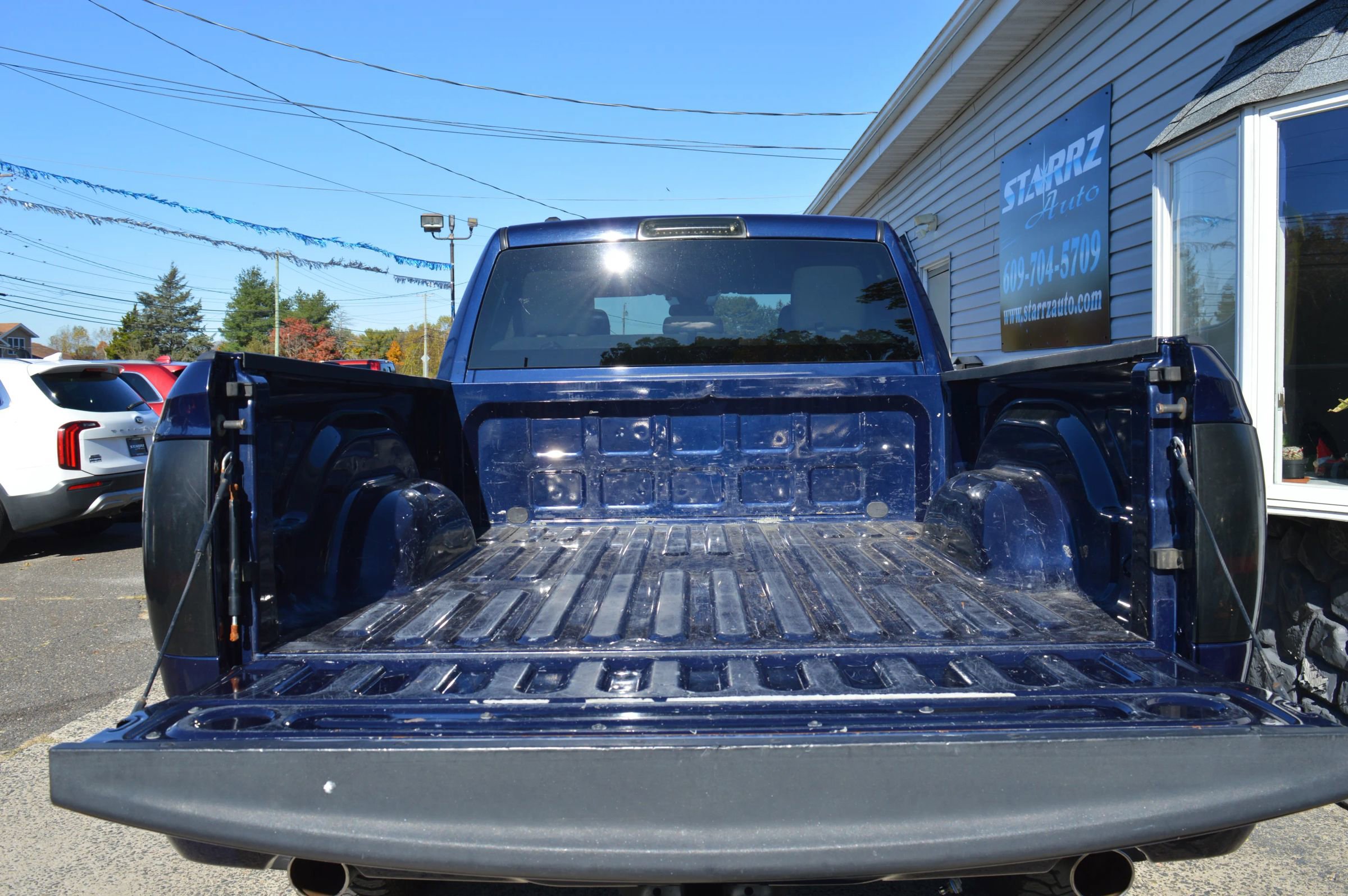 Used 2014 RAM 1500 Express image 9