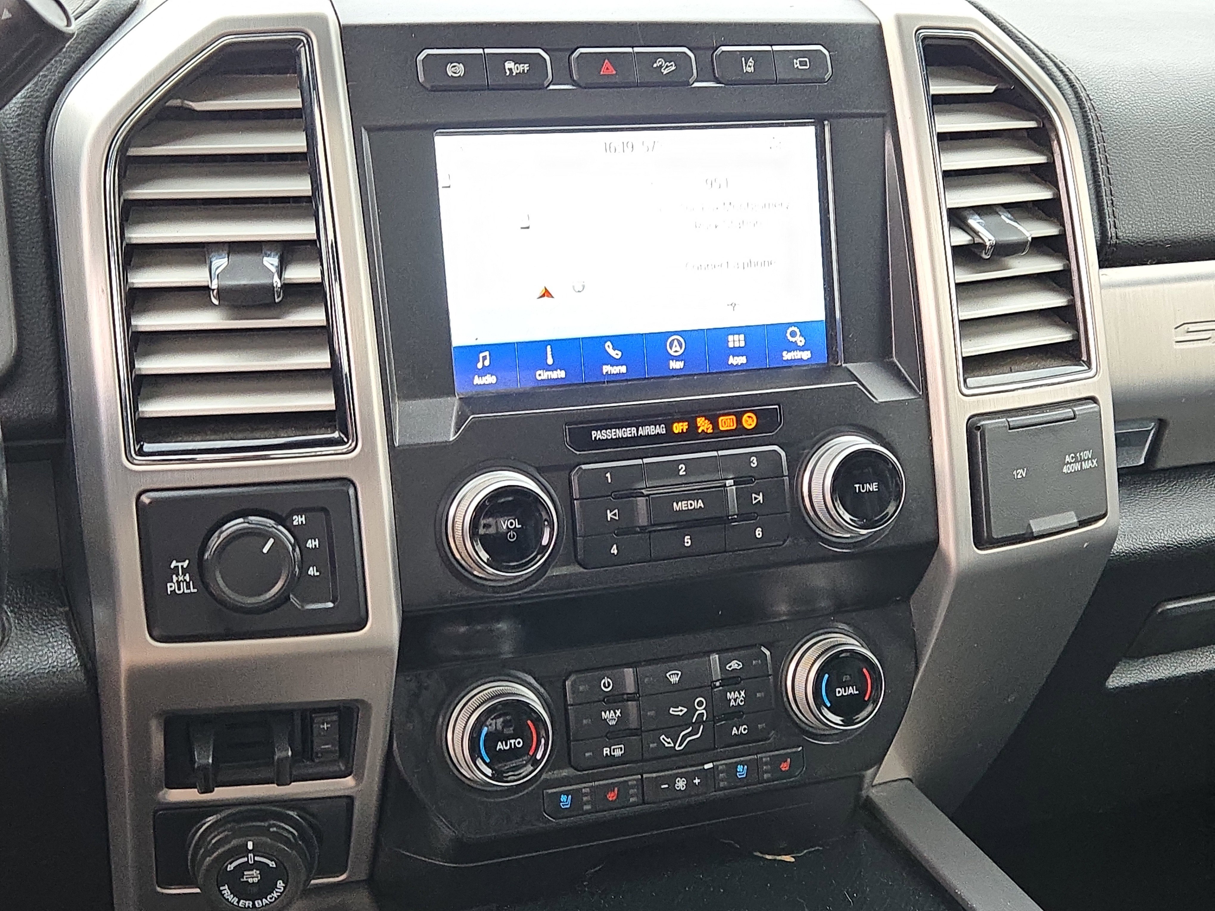 Used 2020 Ford F250 Platinum w/ FX4 Off-Road Package image 29