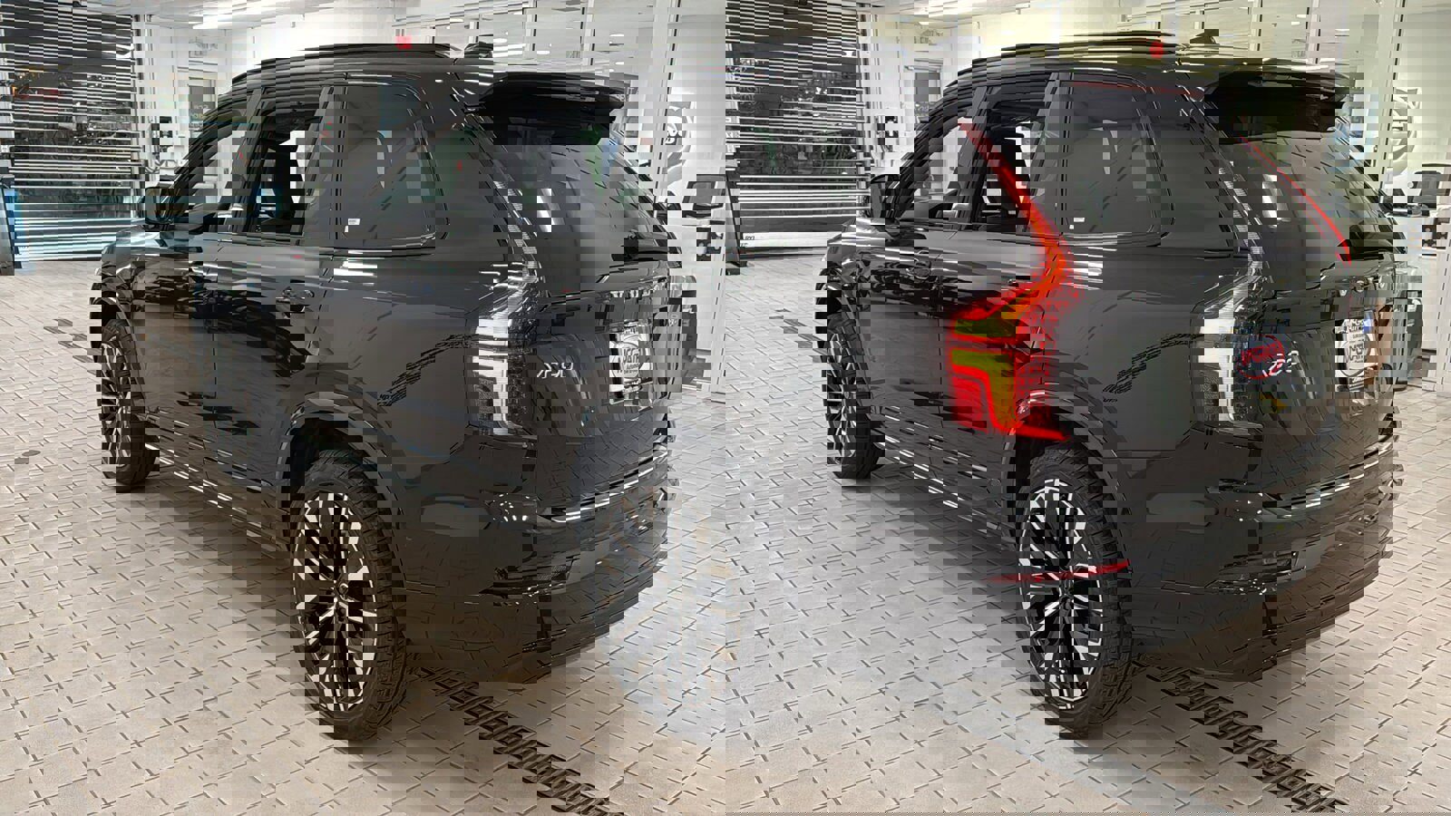 New 2026 Volvo XC90 B6 Ultra w/ Protection Package Premier image 7