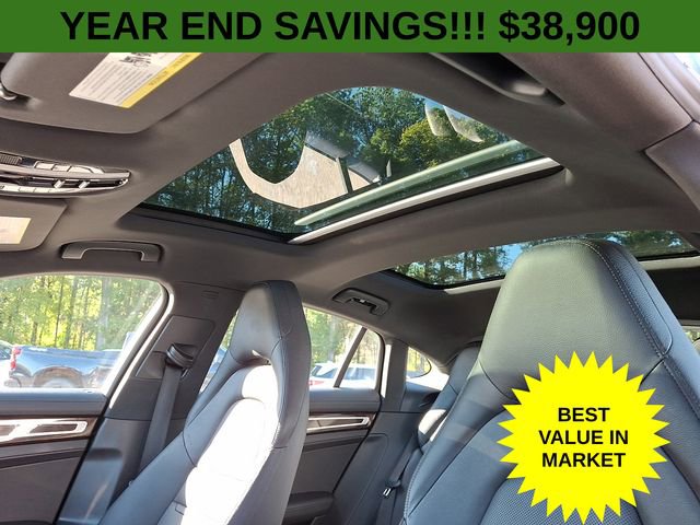 Used 2018 Porsche Panamera 4 image 16