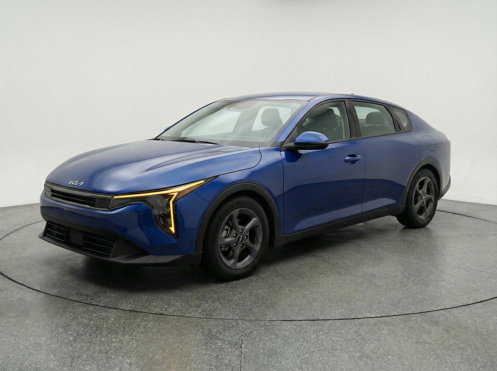 Used 2025 Kia K4 FWD image 3