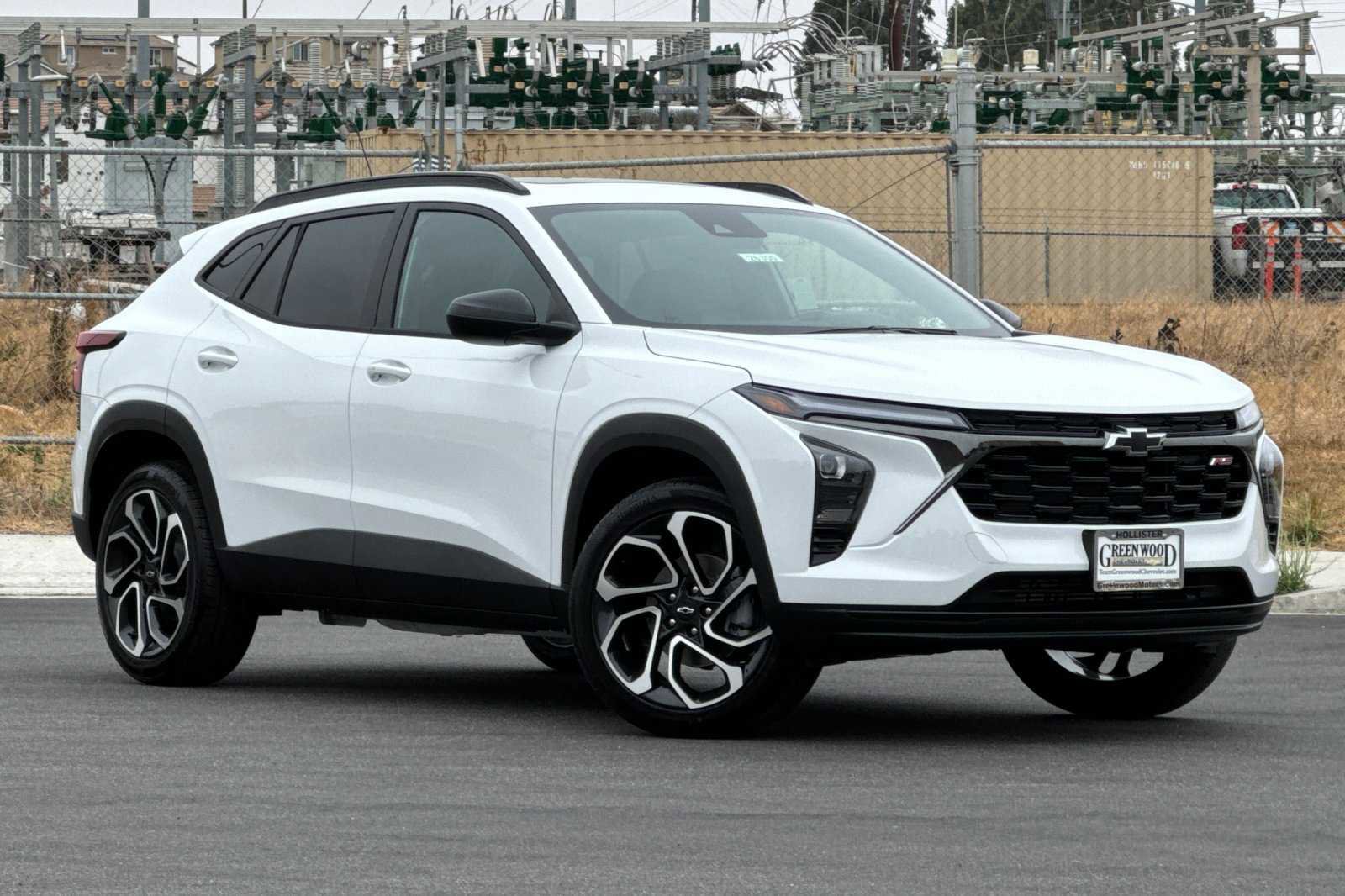 New 2025 Chevrolet Trax RS w/ Sunroof Package