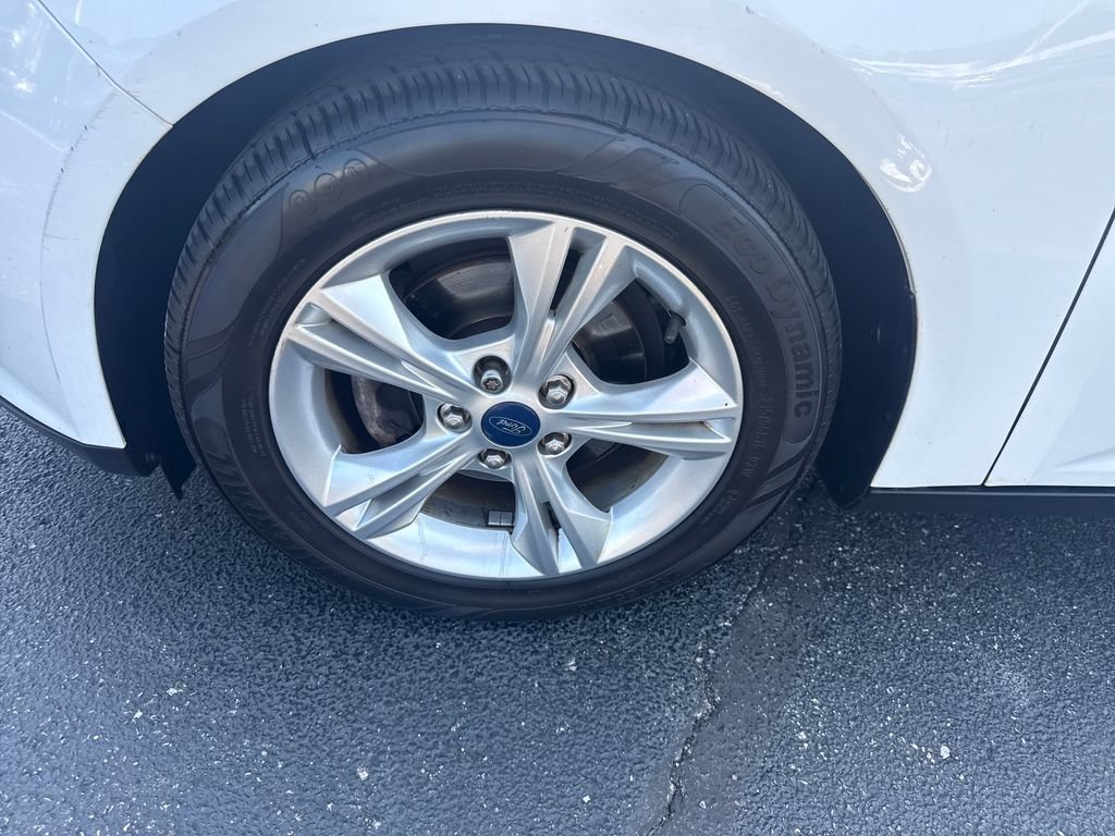 Used 2014 Ford Focus SE FWD image 20