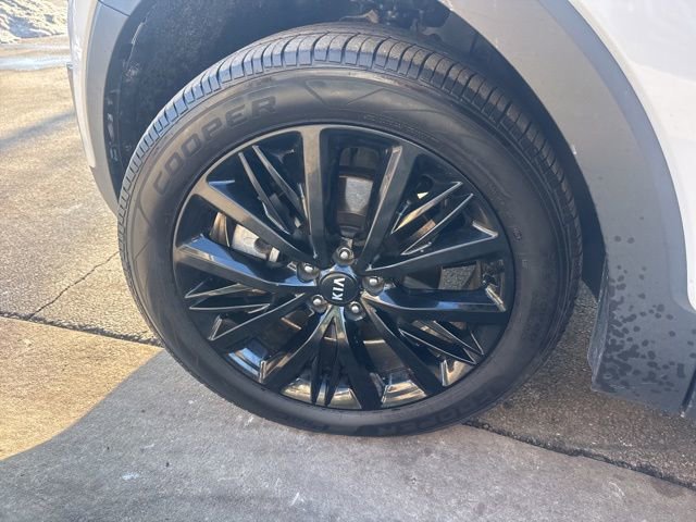 Used 2021 Kia Telluride SX w/ SX Prestige Package image 11