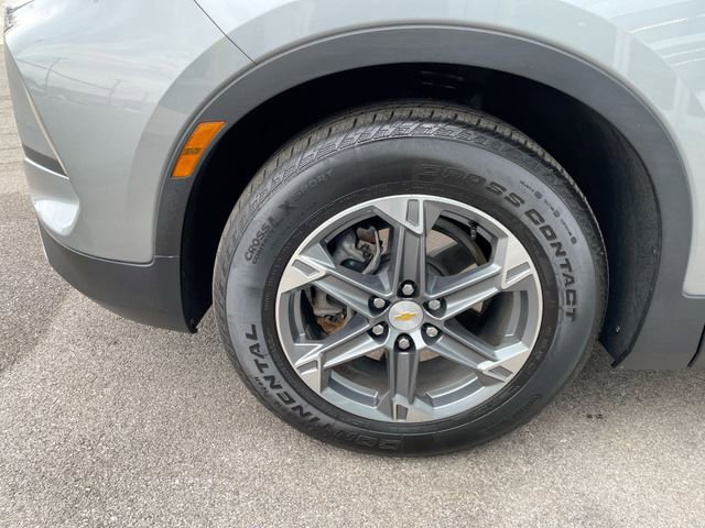 Used 2024 Chevrolet Blazer LT image 8