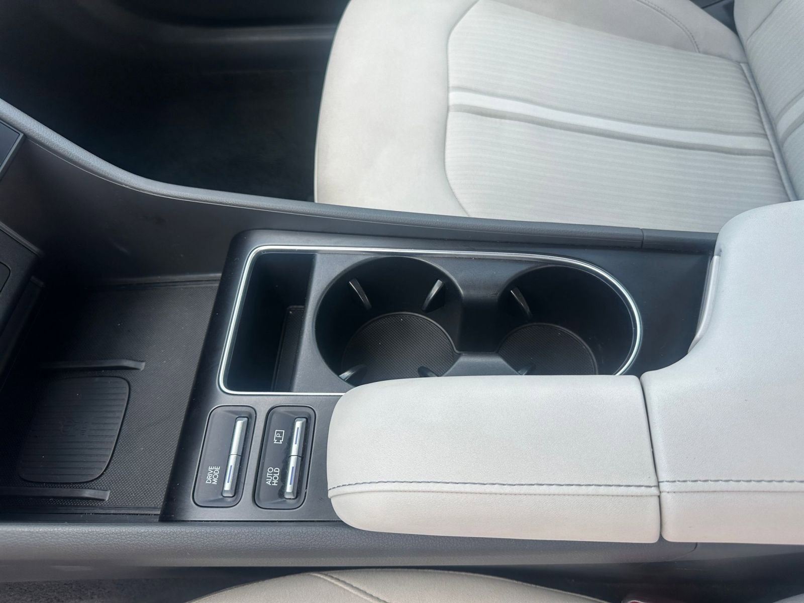 Used 2025 Hyundai Sonata SEL FWD image 41