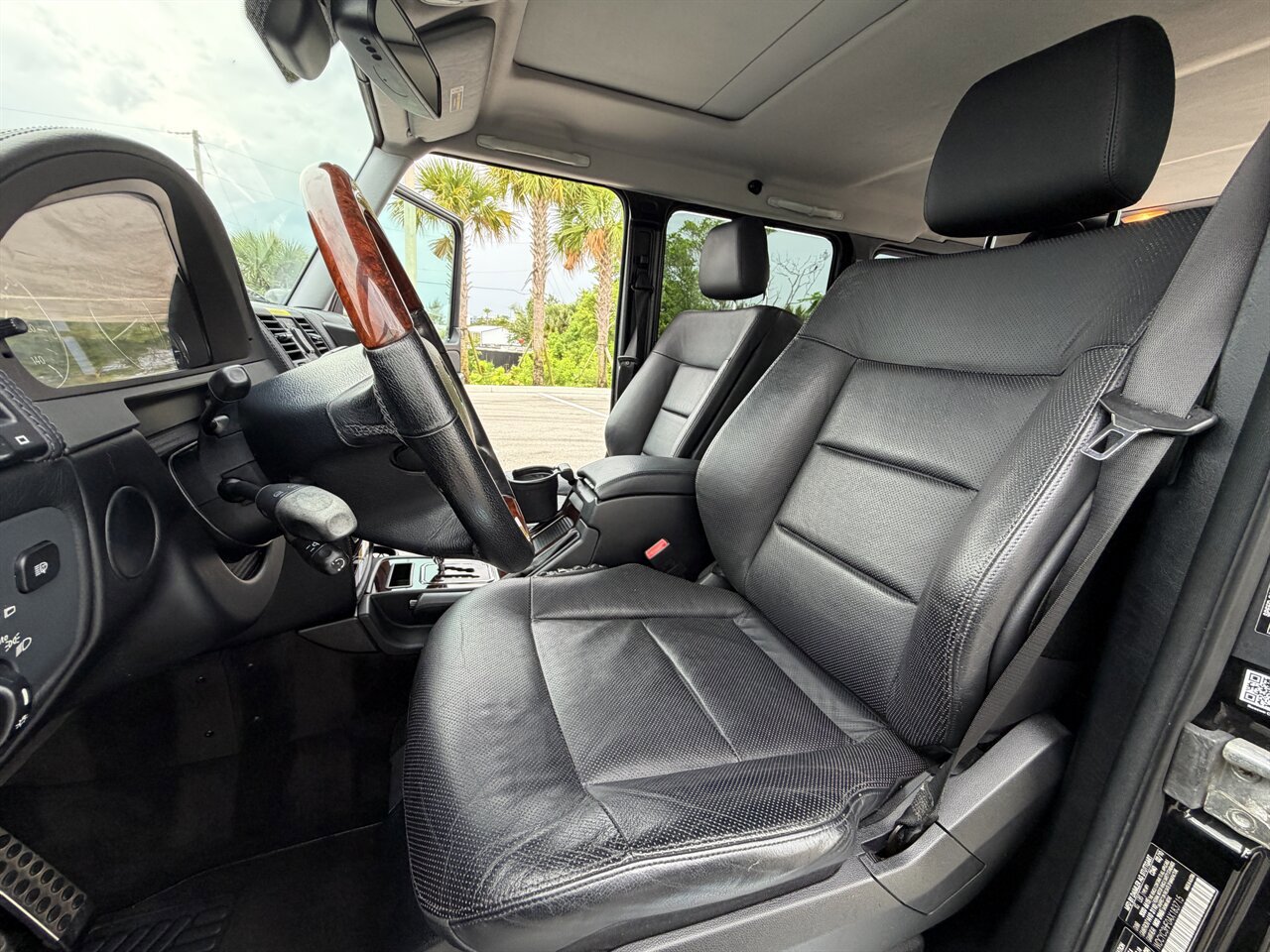 Used 2010 Mercedes-Benz G 550 image 10