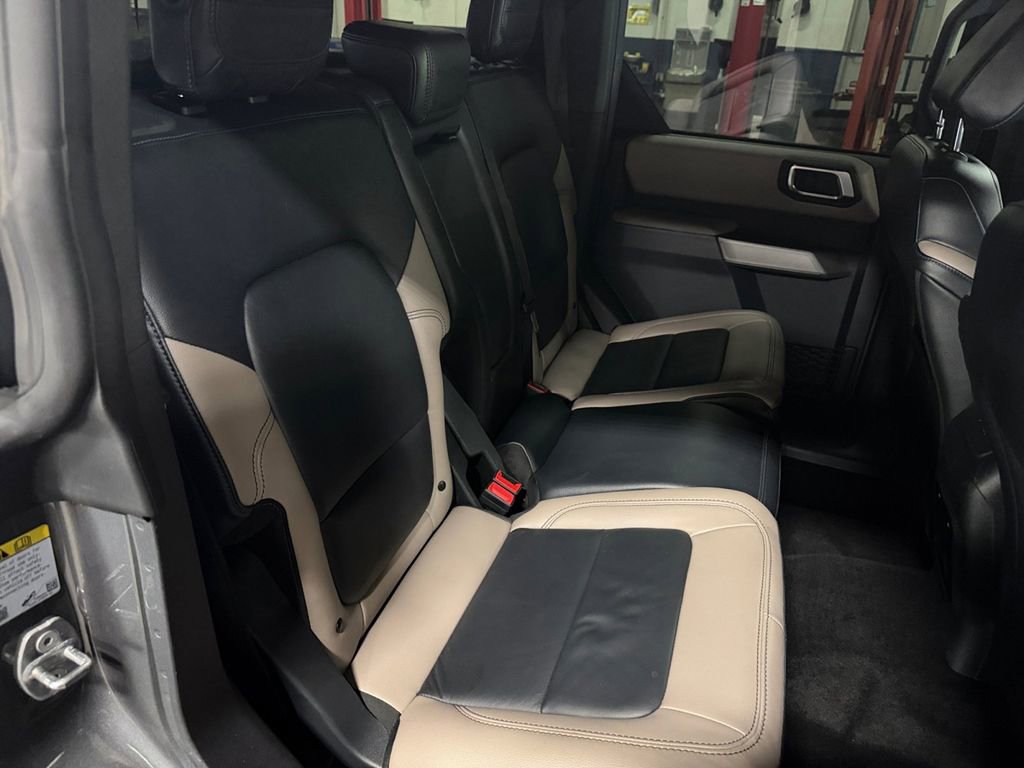 Used 2022 Ford Bronco Wildtrak AWD/4WD image 23