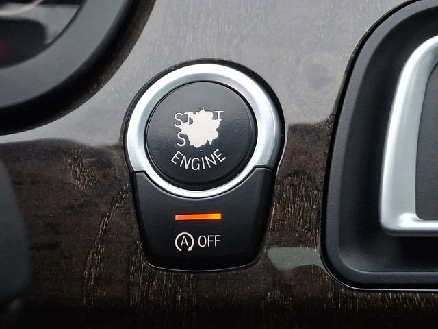 Used 2013 BMW 750Li image 28