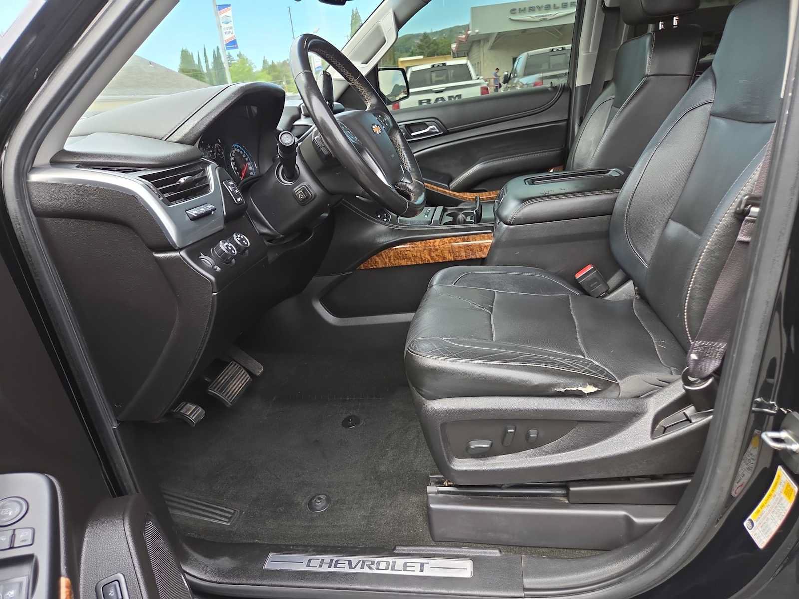 Used 2016 Chevrolet Tahoe LTZ AWD/4WD image 19