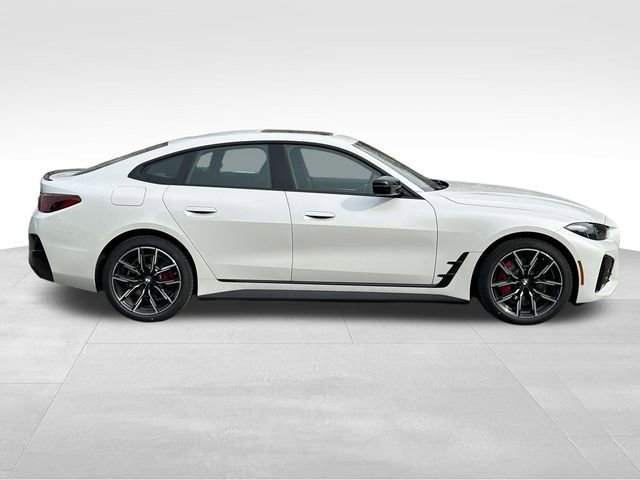 New 2026 BMW i4 xDrive40i w/ M Sport Package AWD/4WD image 2