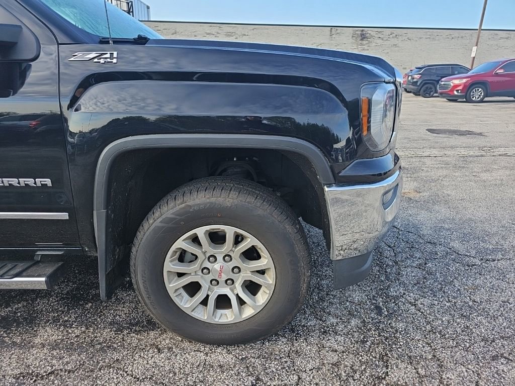 Used 2017 GMC Sierra 1500 SLT w/ SLT Premium Package AWD/4WD image 15