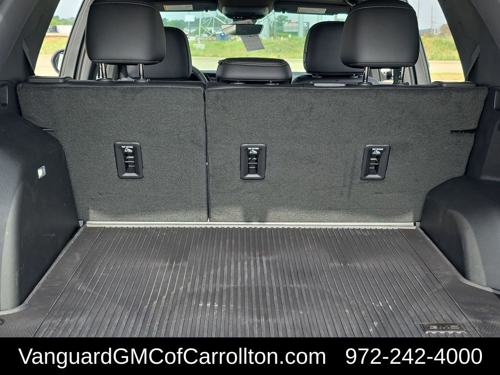 New 2026 GMC Terrain AT4 w/ Convenience Package III image 31