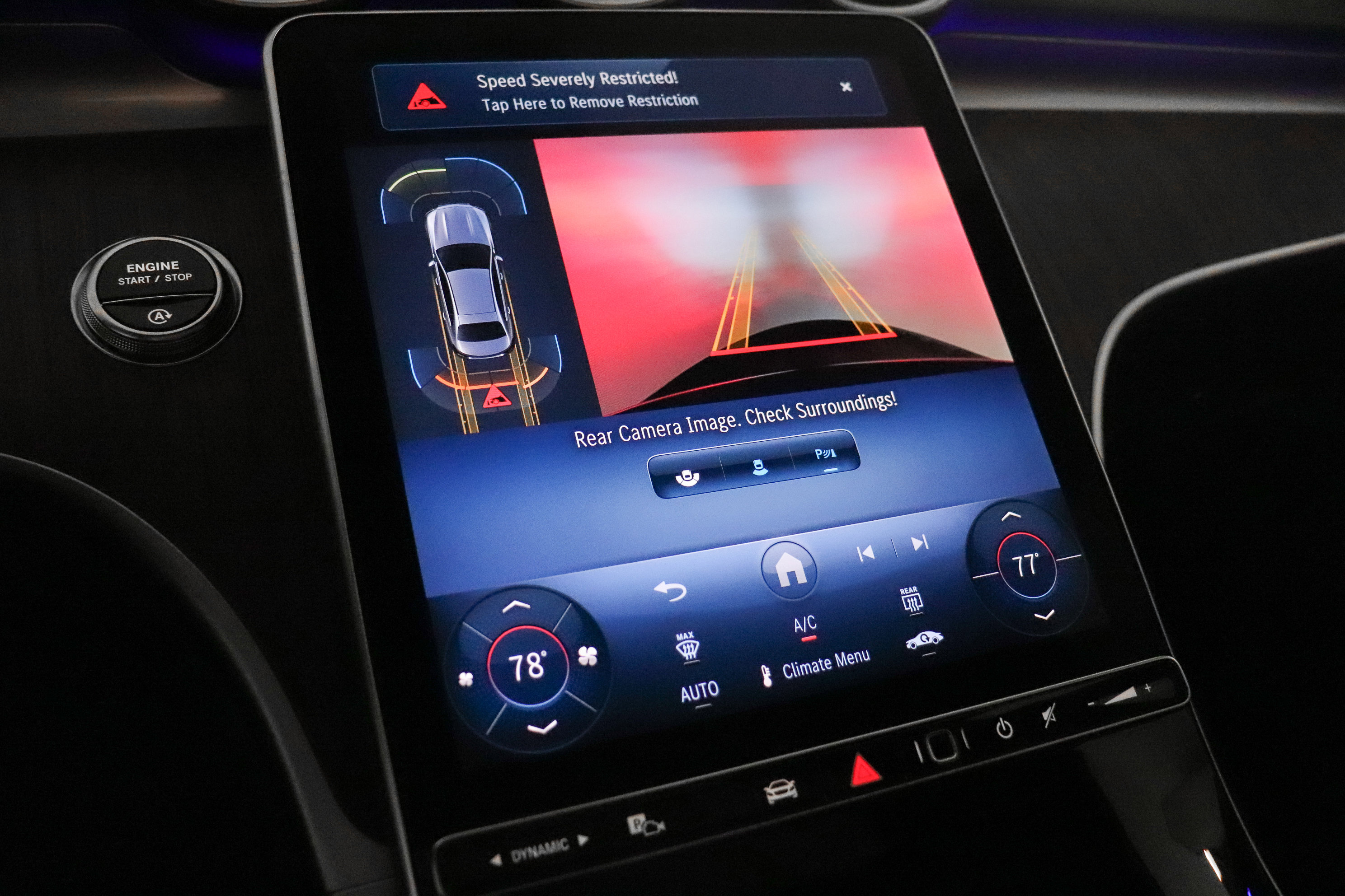 Used 2025 Mercedes-Benz C 300 4MATIC Sedan image 33