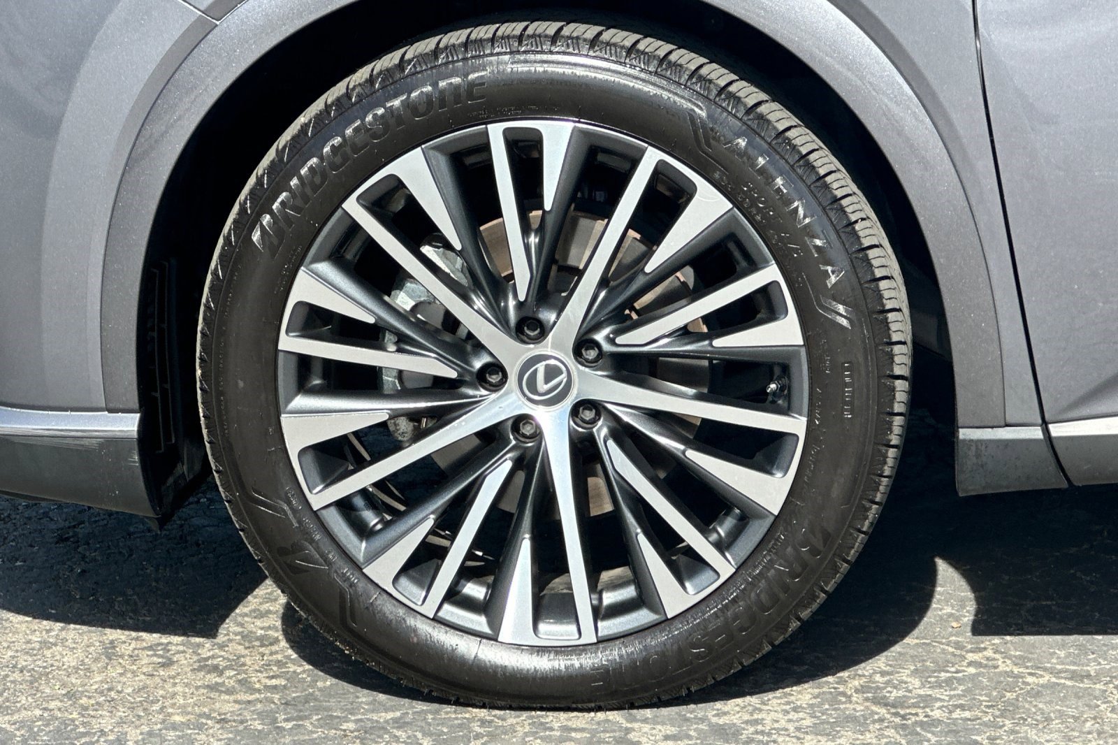 Certified 2023 Lexus RX 350 w/ Accessory Package (Z1) image 38