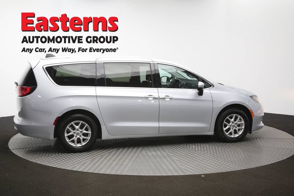 Used 2023 Chrysler Voyager LX FWD image 44