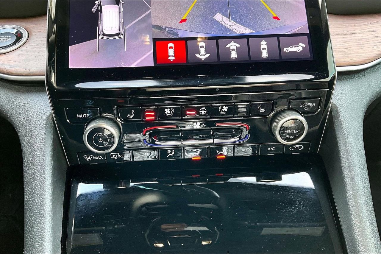 Certified 2022 Jeep Grand Cherokee Summit w/ Adv Protech Group IV image 19