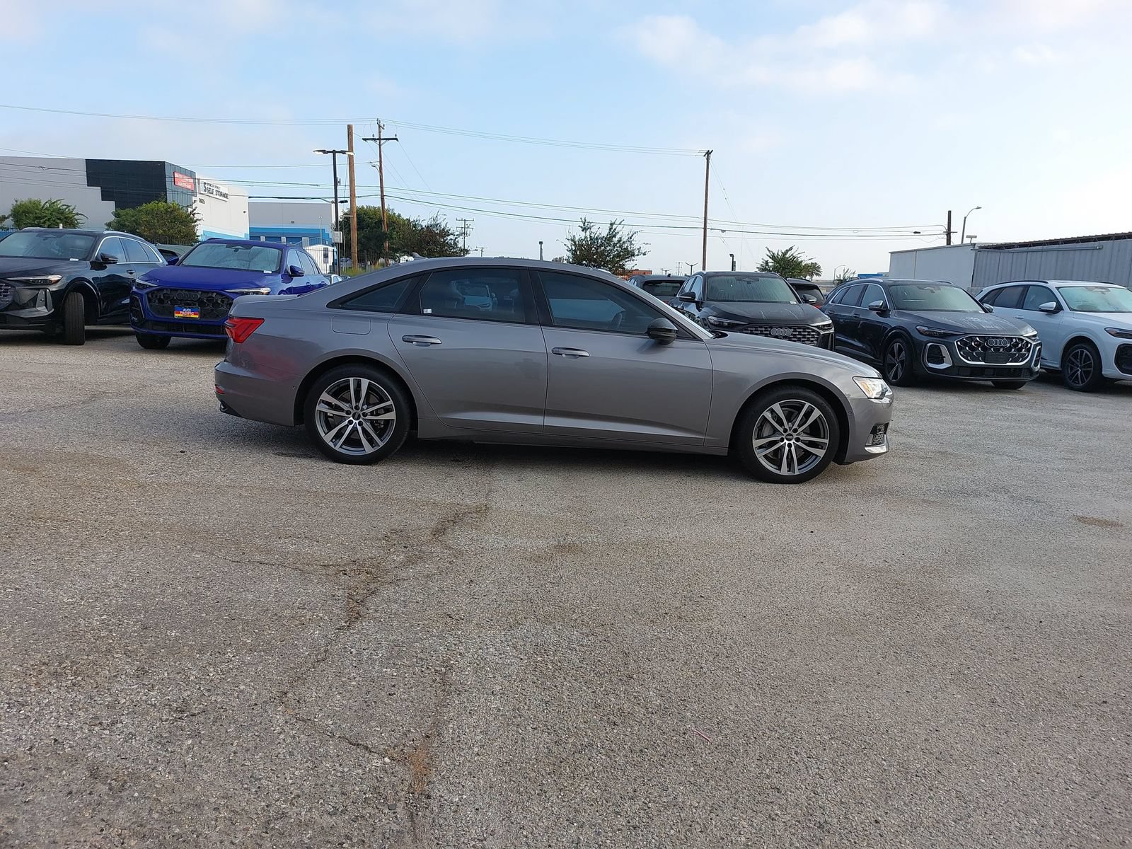 Used 2021 Audi A6 Premium Plus w/ Premium Plus Package AWD/4WD image 4