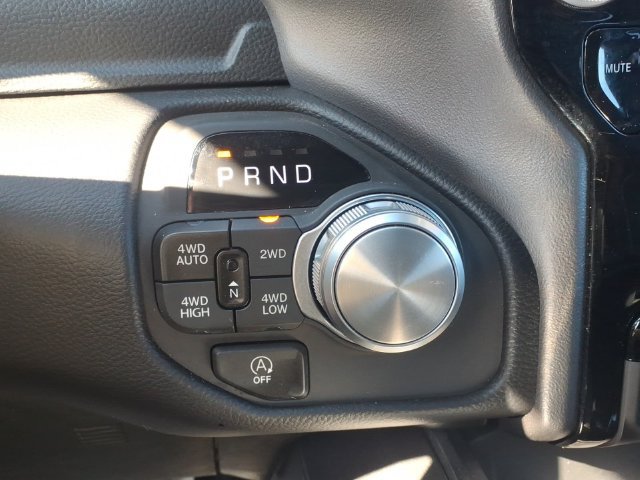 Used 2026 RAM 1500 Laramie AWD/4WD image 21