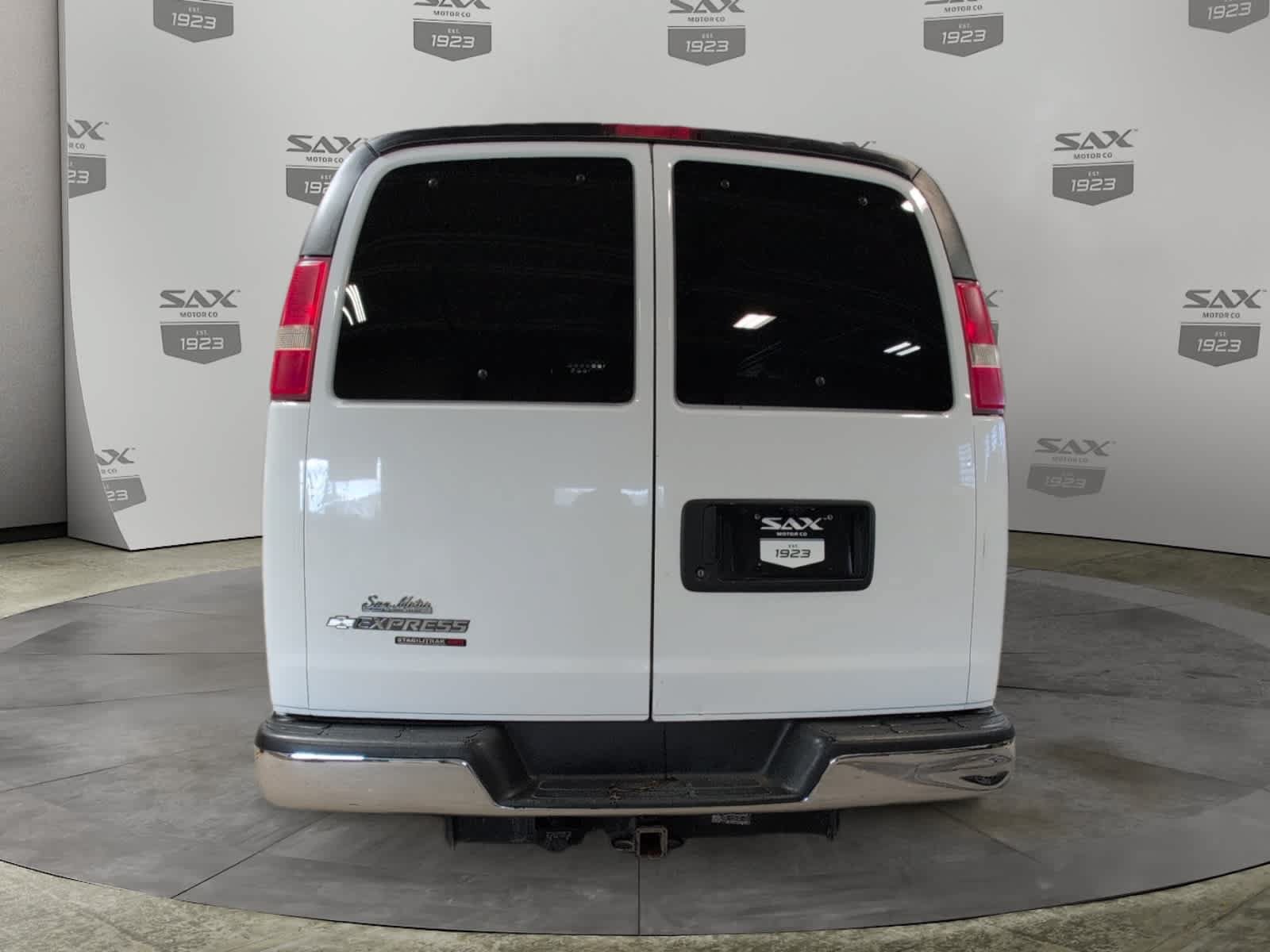 Used 2012 Chevrolet Express 1500 AWD w/ Power Package image 4