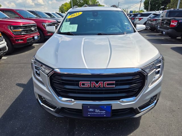 Used 2022 GMC Terrain SLE w/ Driver Convenience Package AWD/4WD image 2